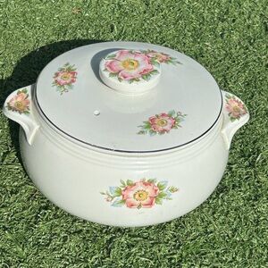 Vintage 1950s Halls Rose White 658 Stoneware Casserole Dish & Lid MCM Made USA